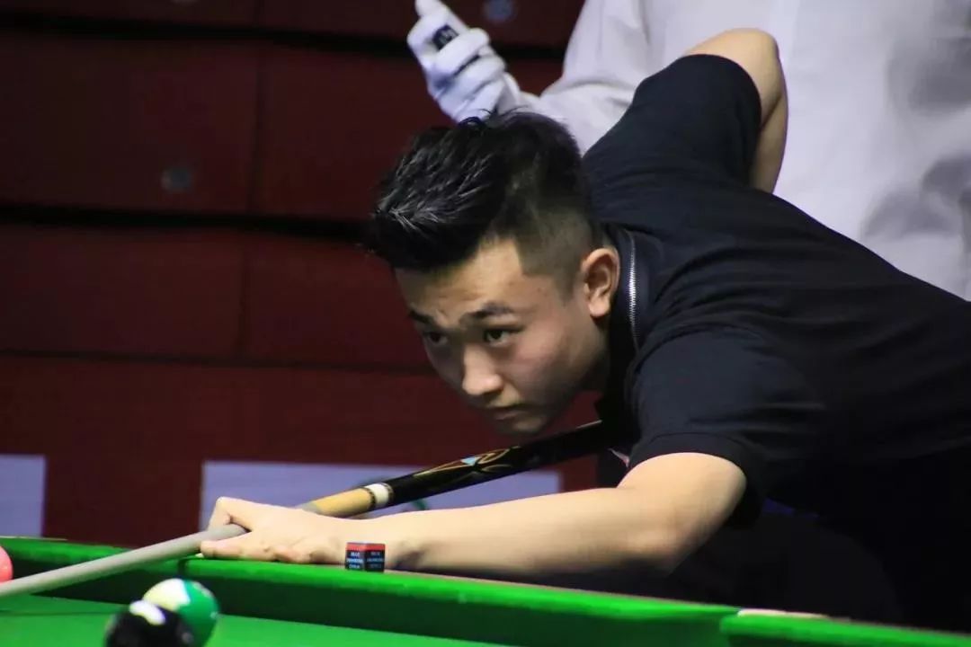 并在年轻人 并在年轻人