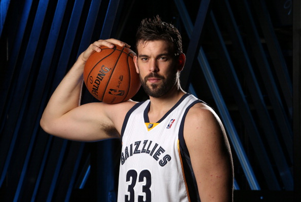 他在防守端 他在防守端