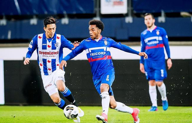 技战术多样 技战术多样